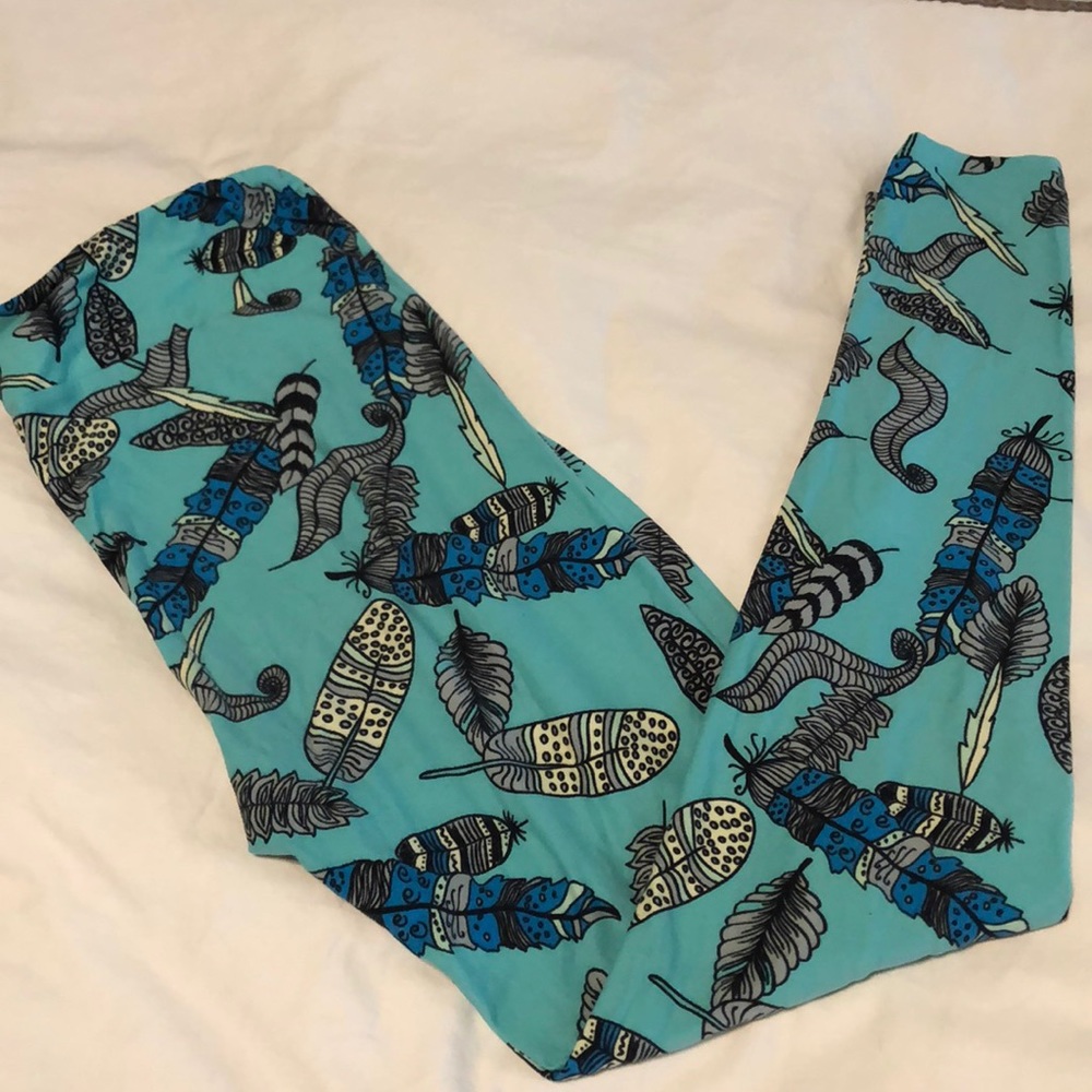💚Lularoe feather TC leggings💚